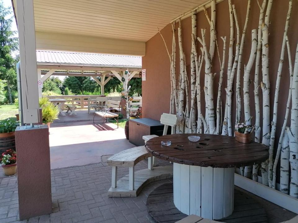 Bed and Breakfast Hartmann Panzio Barcs Esterno foto